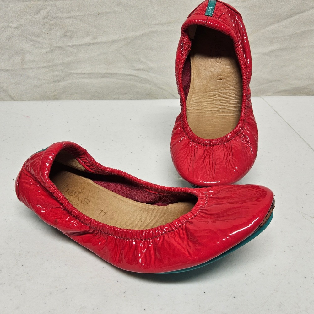 Tieks Ballet Flats Girls Size 11 Red Patent Leather Foldable Slip On Shoes